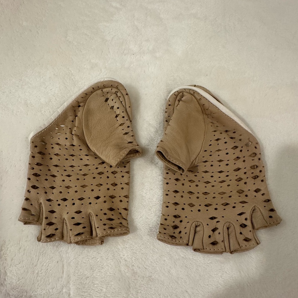 Louis Vuitton Perforated Leather Fingerless Driving Gloves w/ Gold Floral Charms - Picture 2 of 3